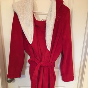 SUPER SOFT & FLUFFY robe